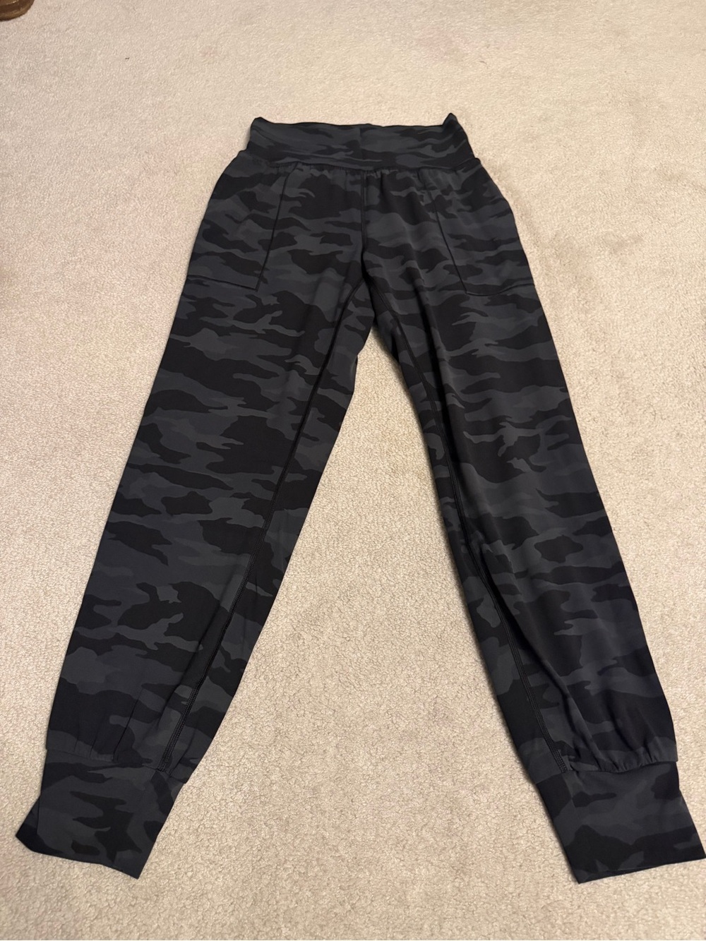 Athleta Black & Charcoal Camo  salutation Joggers
